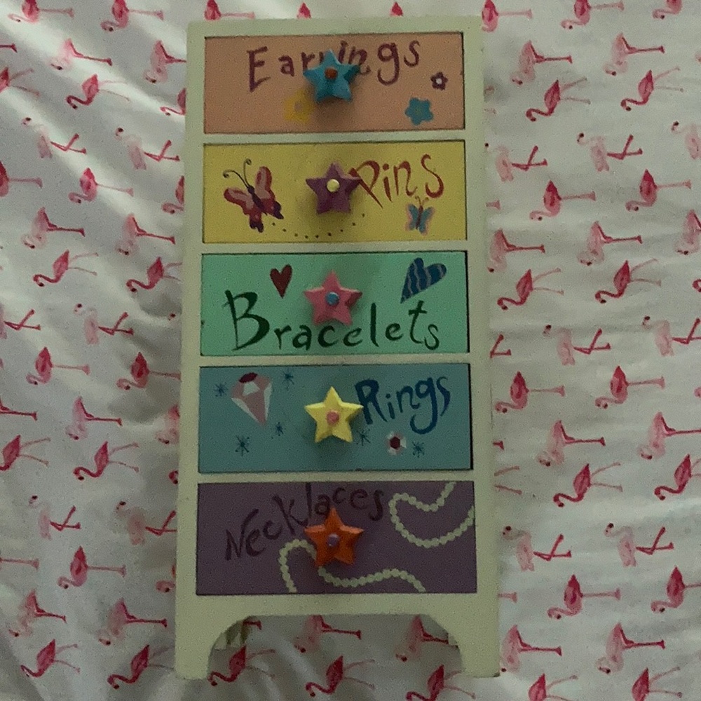 Jewelry box
